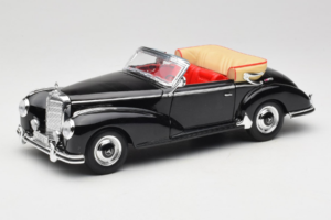 Mercedes 300S W188 Roadster Noir Welly 1:18 801-3271398 Métal Moulé