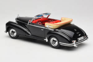 Mercedes 300S W188 Roadster Noir Welly 1:18 801-3271398 Métal Moulé — image 7 sur 8