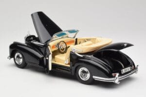 Mercedes 300SC W188 Obsidian Noir Maisto 1:18 806B Métal Moulé — image 5 sur 8