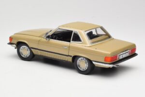 Mercedes 350 SL R107 Or Sun Star 1:18 MB004 Métal Moulé — image 7 sur 8