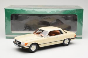 Mercedes 350 SLC C107 Blanc Cult Models 1:18 CML049-1 Métal Moulé — image 6 sur 6