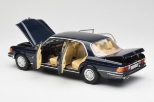 Mercedes 450 SEL 6.9 W116 Bleu Foncé Revell 1:18 8956 Métal Moulé — image 5 sur 8