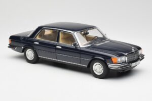 Mercedes 450 SEL 6.9 W116 Bleu Foncé Revell 1:18 8956 Métal Moulé — image 6 sur 8