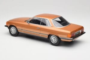 Mercedes 450 SLC C107 Icon Gold Metallic KK-Scale 1:18 KKDC180791 Métal Moulé — image 5 sur 6
