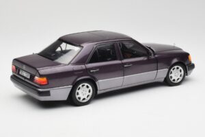 Mercedes 500 E W124 Bornit Metallic Norev 1:18 183948 Métal Moulé — image 3 sur 8