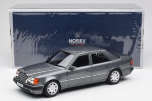 Mercedes 500 E W124 Pearl Gris Norev 1:18 183946 Métal Moulé — image 8 sur 8