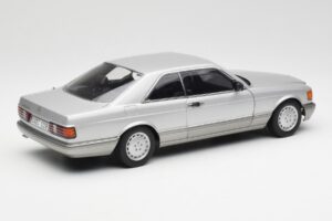 Mercedes 500 SEC C126 Argent AUTOart 1:18 76212 Métal Moulé — image 3 sur 8