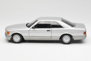 Mercedes 500 SEC C126 Argent AUTOart 1:18 76212 Métal Moulé — image 4 sur 8