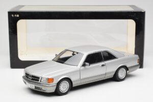 Mercedes 500 SEC C126 Argent AUTOart 1:18 76212 Métal Moulé — image 8 sur 8