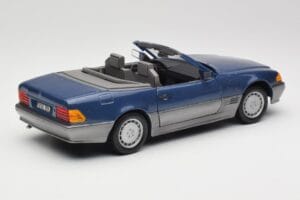 Mercedes SL 500 R129 Nautic Blue Metallic Revell 1:18 8081 Métal Moulé — image 3 sur 8