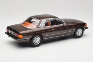 Mercedes 500 SLC C107 Beige Metallic KK-Scale 1:18 KKDC180851 Métal Moulé — image 2 sur 6