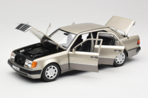 Mercedes 500E W124 Smoke Silver Édition Concessionnaire Norev 1:18 B66040724 Métal Moulé — image 2 sur 8