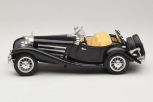 Mercedes 500K Roadster Noir Bburago 1:18 3020-P2 Métal Moulé — image 4 sur 8