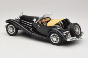 Mercedes 500K Roadster Noir Bburago 1:18 3020-P2 Métal Moulé — image 7 sur 8