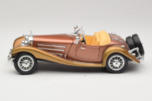 Mercedes 500K Roadster Cuivre Metallic Bburago 1:18 3020-P1 Métal Moulé — image 4 sur 8