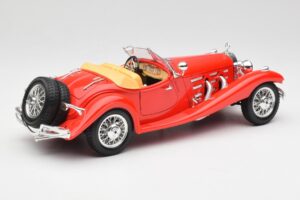 Mercedes 500K Roadster Rouge Bburago 1:18 3020 Métal Moulé — image 3 sur 8