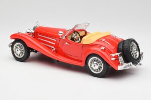 Mercedes 500K Roadster Rouge Bburago 1:18 3020 Métal Moulé — image 7 sur 8