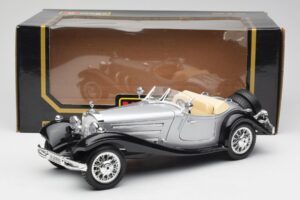 Mercedes 500K Roadster Argent Bburago 1:18 3020-M1 Métal Moulé — image 8 sur 8