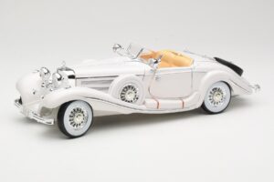 Mercedes 500K Special Roadster Blanc Premiere Edition Maisto 1:18 536055 Métal Moulé