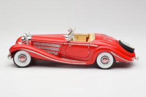 Mercedes 500K Special Roadster Rouge Maisto 1:18 56058 Métal Moulé — image 4 sur 8