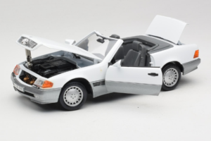 Mercedes 500 SL R129 Blanc Roadtough 1:18 92048 Métal Moulé — image 2 sur 8