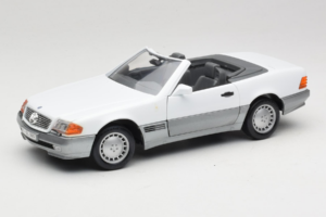 Mercedes 500 SL R129 Blanc Roadtough 1:18 Mercedes 500 SL R129 Blanc Roadtough 1:18 92048 Métal Moulé
