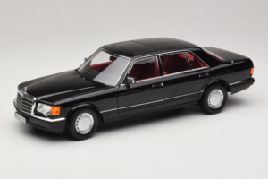 Mercedes 560 SEL W126 Noir Avec Intérieur Rouge Norev 1:18 183788 Métal Moulé