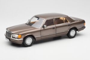Mercedes 560 SEL W126 Impala Marron Édition Concessionnaire Norev 1:18 B66040646 Métal Moulé