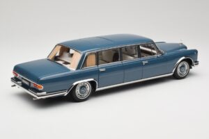 Mercedes 600 Pullman W100 Bleu NZG 1:18 B66040707 Métal Moulé — image 3 sur 8