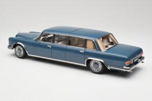Mercedes 600 Pullman W100 Bleu NZG 1:18 B66040707 Métal Moulé — image 7 sur 8