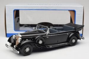 Mercedes 770 W150 Noir MCG 1:18 MCG18207 Métal Moulé — image 6 sur 6
