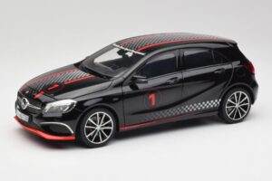 Mercedes A-Class W176 AMG Noir Norev 1:18 183596 Métal Moulé