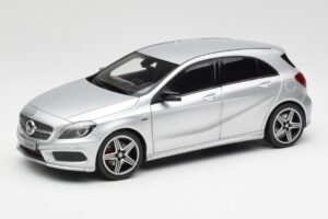 Mercedes A-Class W176 Polar Argent Norev 1:18 B66960139 Métal Moulé