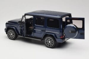 Mercedes AMG G 63 L W465 Bleu Foncé Norev 1:18 B66960663 Métal Moulé — image 5 sur 8