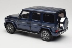 Mercedes AMG G 63 L W465 Bleu Foncé Norev 1:18 B66960663 Métal Moulé — image 7 sur 8