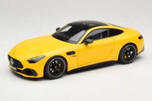 Mercedes AMG GT 43 C192 Turbo Sun Yellow NZG 1:18 B66960587 Métal Moulé