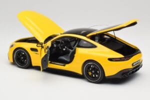 Mercedes AMG GT 43 C192 Turbo Sun Yellow NZG 1:18 B66960587 Métal Moulé — image 5 sur 8
