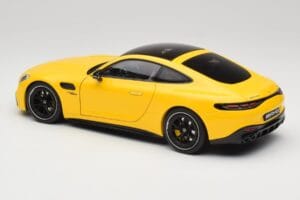 Mercedes AMG GT 43 C192 Turbo Sun Yellow NZG 1:18 B66960587 Métal Moulé — image 7 sur 8