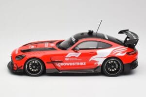 Mercedes AMG GT Black Series C190 Safety Car F1 2023 Minichamps 1:18 155032091 Métal Moulé — image 3 sur 6