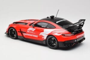 Mercedes AMG GT Black Series C190 Safety Car F1 2023 Minichamps 1:18 155032091 Métal Moulé — image 5 sur 6