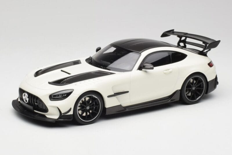 Mercedes AMG GT C190 Black Series Designo Diamond Blanc Metallic Minichamps 1:18 155032022 Métal Moulé