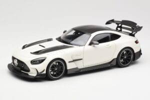 Mercedes AMG GT C190 Black Series Diamond White Metallic Minichamps 1:18 110032020 Métal Moulé