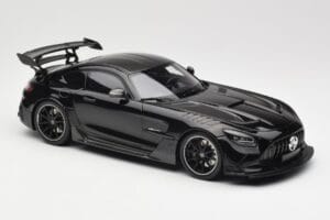 Mercedes AMG GT C190 Black Series Jet Black Metallic Minichamps 1:18 155032024 Métal Moulé — image 4 sur 6