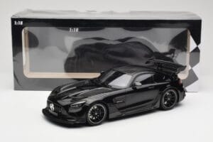 Mercedes AMG GT C190 Black Series Jet Black Metallic Minichamps 1:18 155032024 Métal Moulé — image 6 sur 6