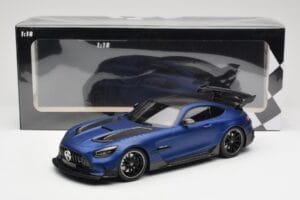 Mercedes AMG GT C190 Black Series Spectral Blue Magno Minichamps 1:18 155032021 Métal Moulé — image 6 sur 6