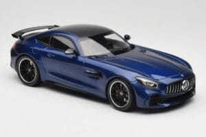 Mercedes AMG GT R C190 AMG Solarbeam Yellow Metallic Minichamps 1:18 155036022 Métal Moulé — image 4 sur 6