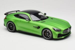 Mercedes AMG GT R C190 Vert Mat Minichamps 1:18 155036020 Métal Moulé — image 4 sur 6