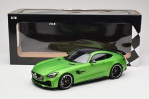 Mercedes AMG GT R C190 Vert Mat Minichamps 1:18 155036020 Métal Moulé — image 6 sur 6