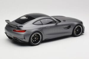 Mercedes AMG GT R C190 Gris Mat Métallisé Minichamps 1:18 155036026 Métal Moulé — image 2 sur 6