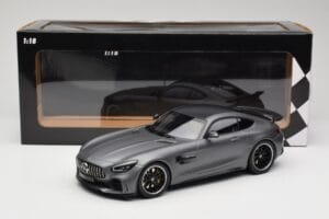Mercedes AMG GT R C190 Gris Mat Métallisé Minichamps 1:18 155036026 Métal Moulé — image 6 sur 6